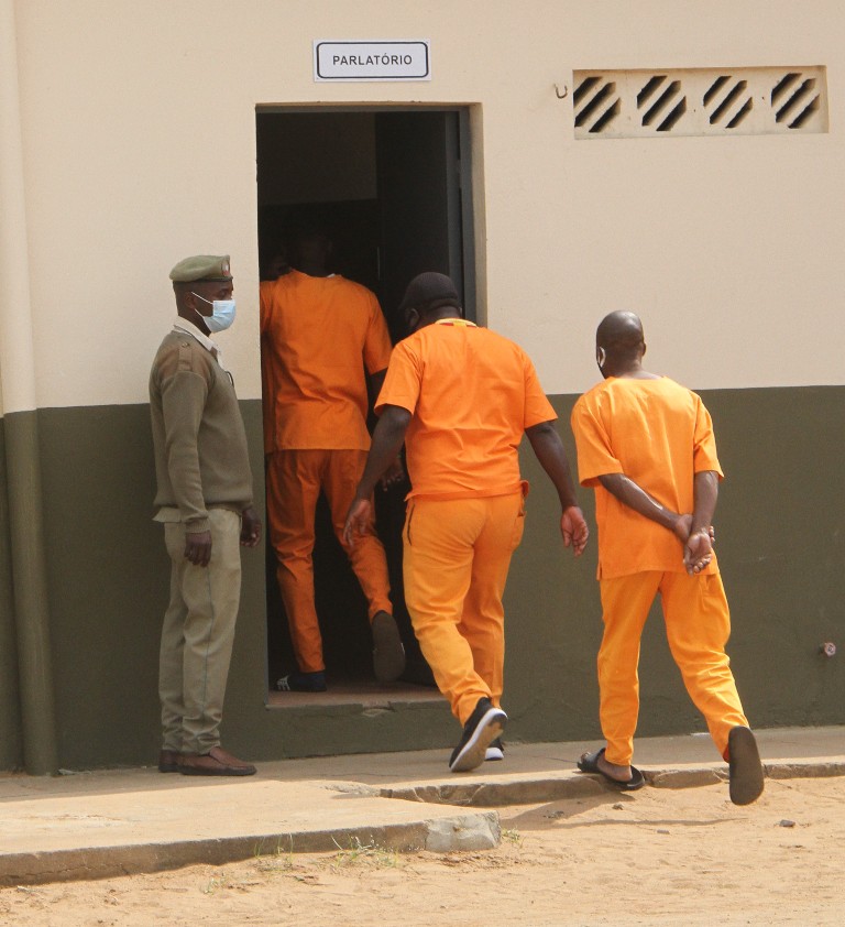 Violência e Tortura na 8ª Esquadra de Maputo: Um Alerta Urgente para Moçambique