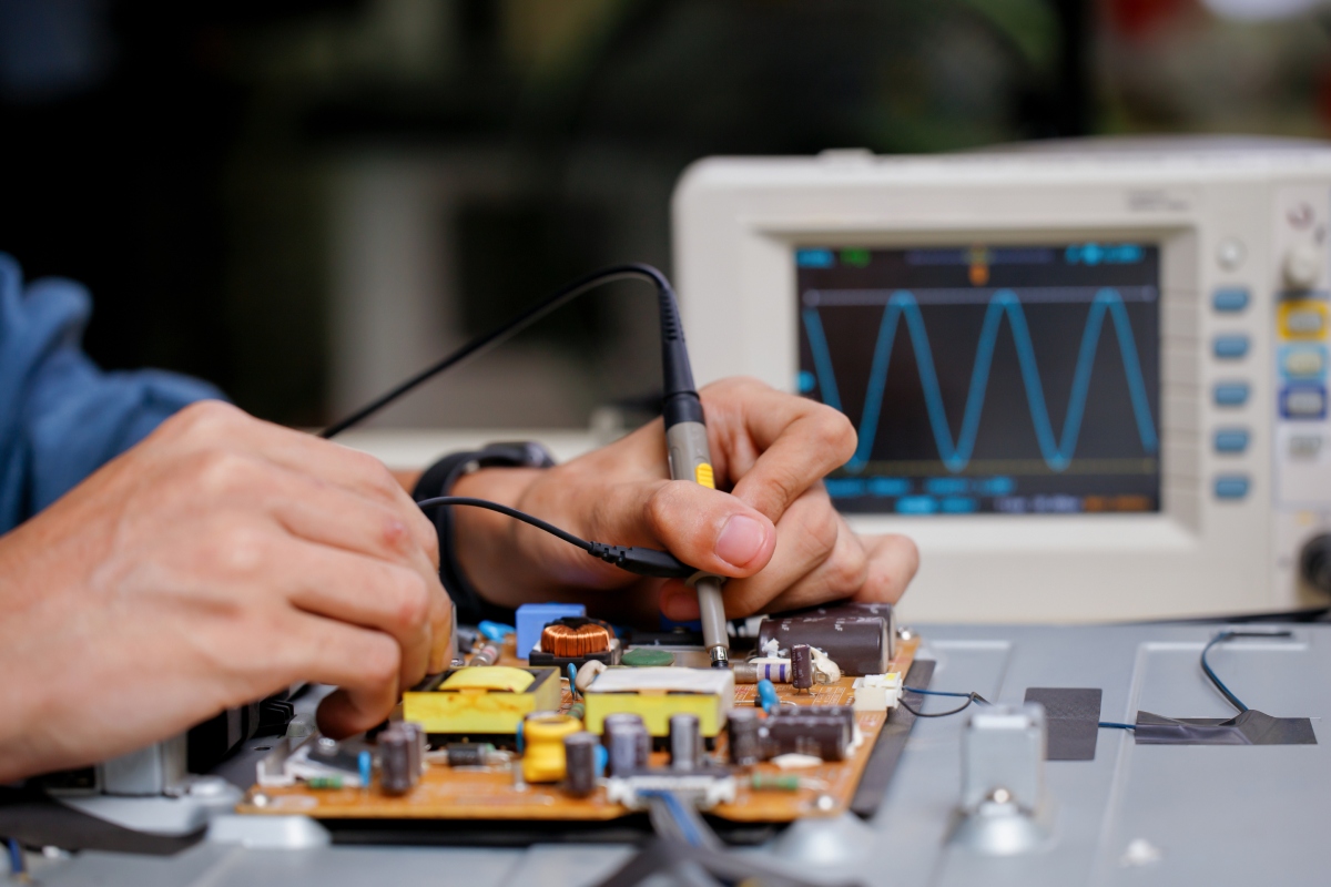 Técnico de Electrónica – Conserte o Futuro com a Kutiza em Maputo!