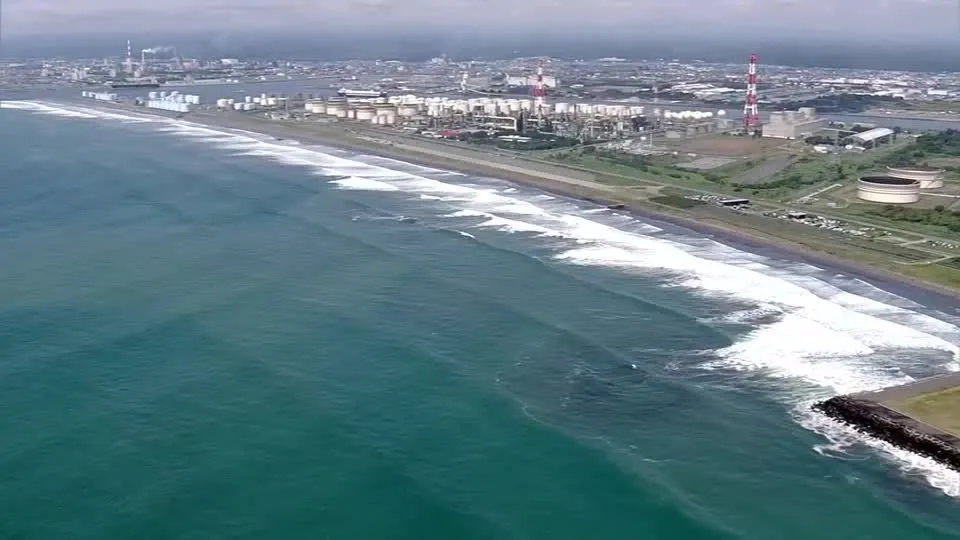 EUA e Japão em Estado de Alerta Máximo: Tsunami Ameaçador Varre o Pacífico Após Terremoto de 8,8 na Rússia