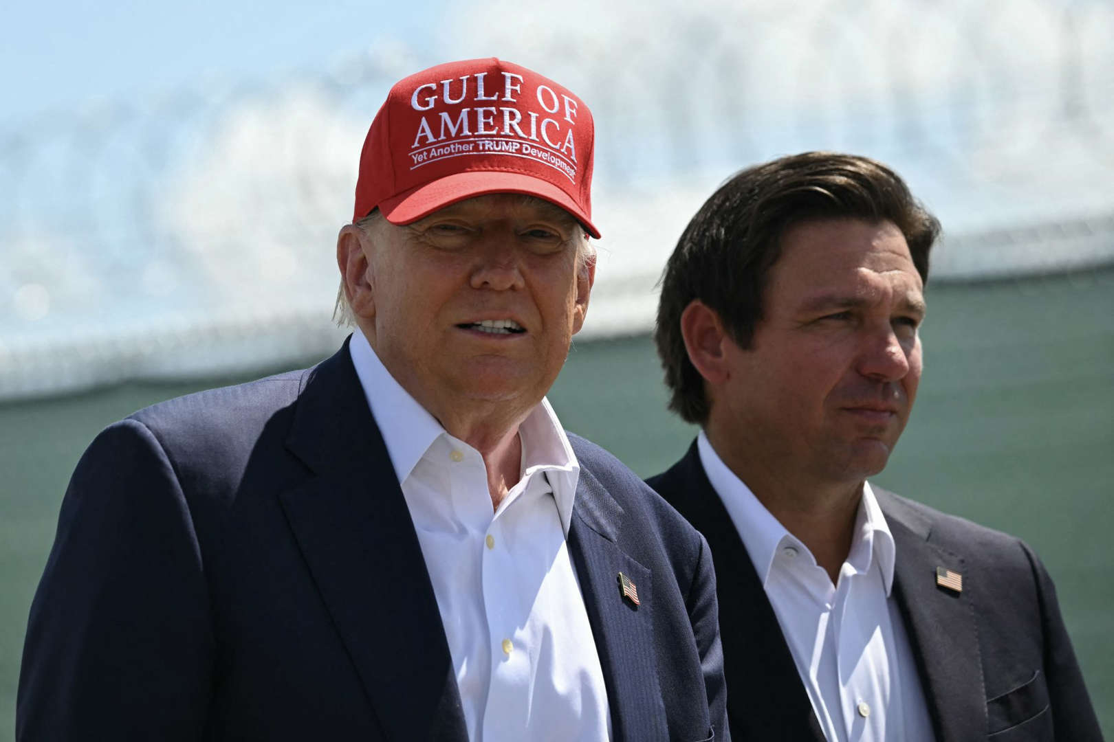Turismo em Queda: Como as Políticas de Trump Ameaçam Bilhões na Economia dos EUA
