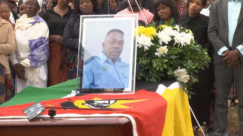 Funeral de Agentes da Polícia Assassinados Comove Comunidade: Um Tributo aos Heróis Caídos