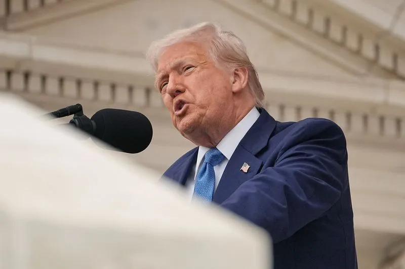 Trump Alerta Americanos: “Permaneçam Fortes e Seguros” Após Tsunami Desencadeado por Terremoto na Rússia