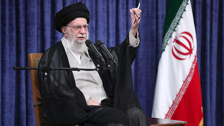 EUA, Reino Unido, França e Aliados Alertam: Ameaças Crescentes dos Serviços Secretos Iranianos Sacudem o Ocidente